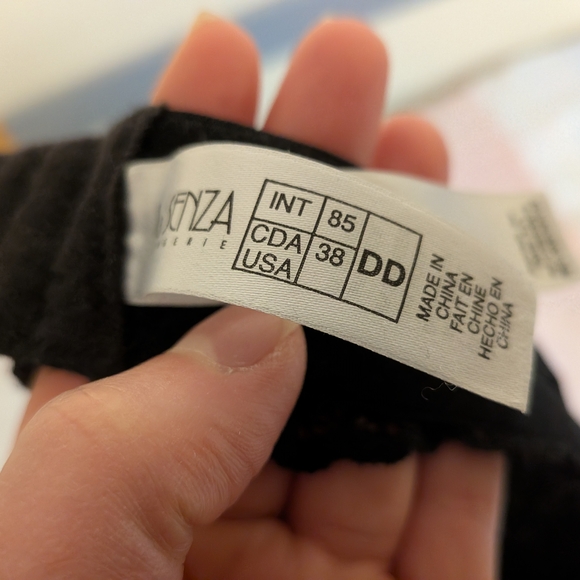 La SENZA Black Lace Accent Bra - Picture 6 of 6